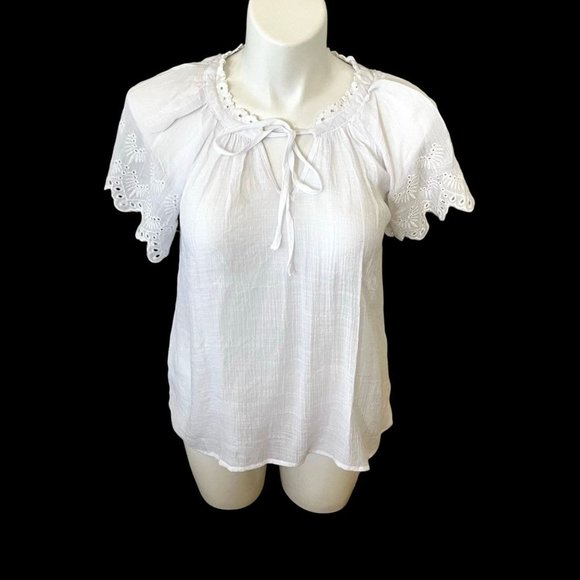 Liv Los Angeles Tops - Liv Los Angeles Women's White Gauzy Eyelet Lace Sleeve Top Size Large